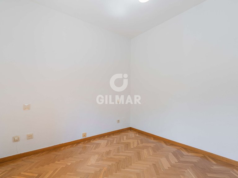 Apartment for Sale in Madrid, Madrid 20