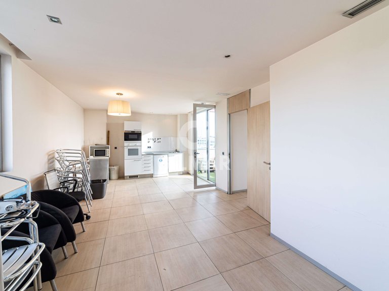 Commercial for Rent in Madrid, Madrid 32