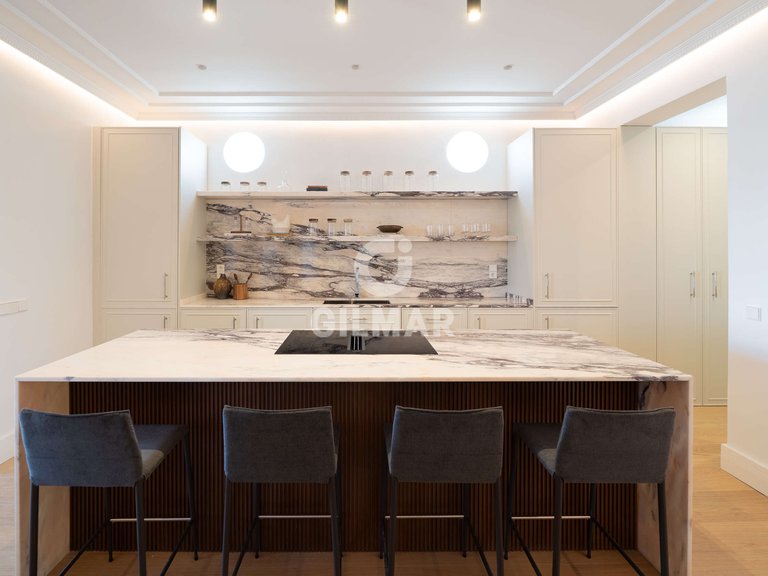 Apartment for Sale in Madrid, Madrid 16