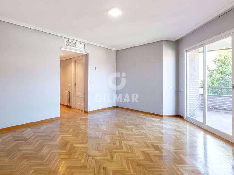 Town House for Rent in Madrid, Madrid 25
