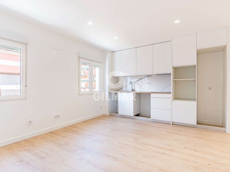 Apartment for Sale in Madrid, Madrid 8