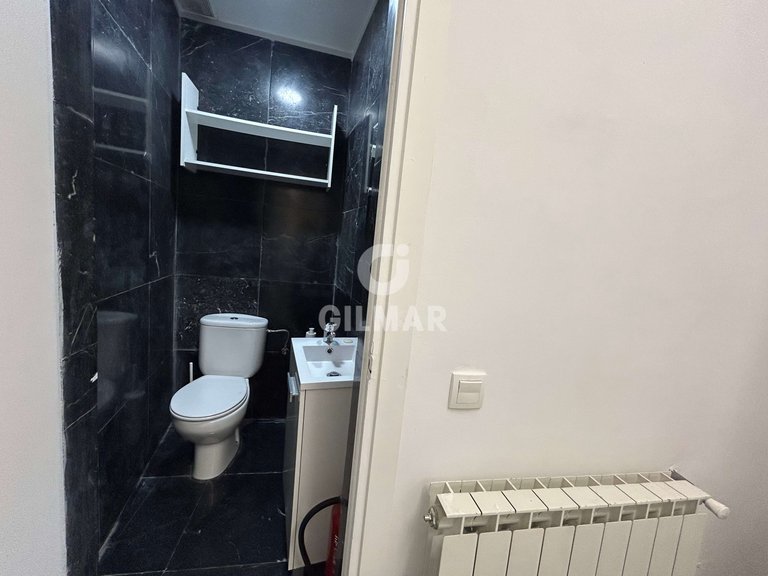 Commercial for Sale in Madrid, Madrid 14