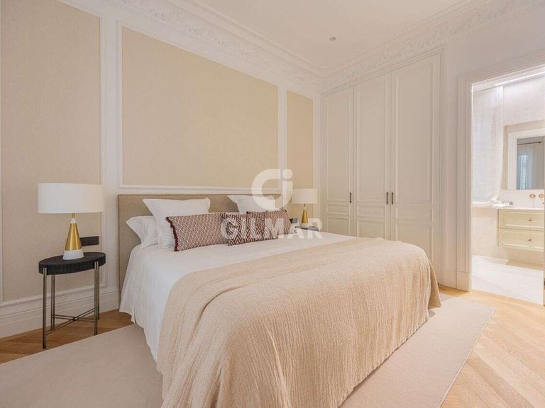 Apartment for Sale in Madrid, Madrid 13