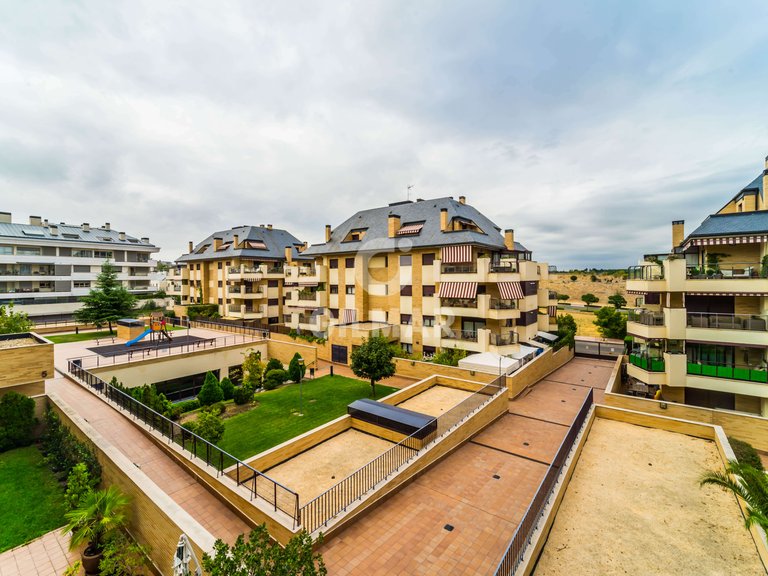 Town House for Sale in Boadilla Del Monte, Madrid 7