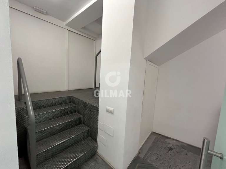Commercial for Sale in Madrid, Madrid 16