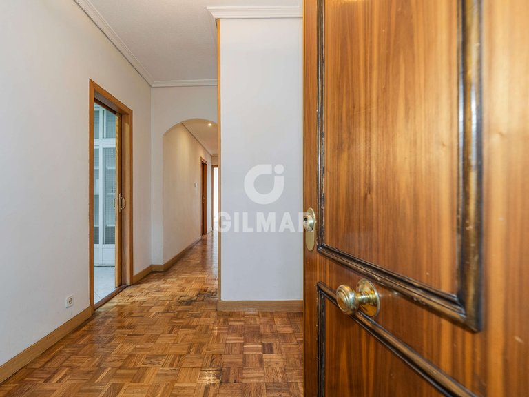 Apartment for Sale in Madrid, Madrid 32