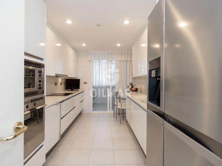 Apartment for Sale in Marbella, Malaga 18