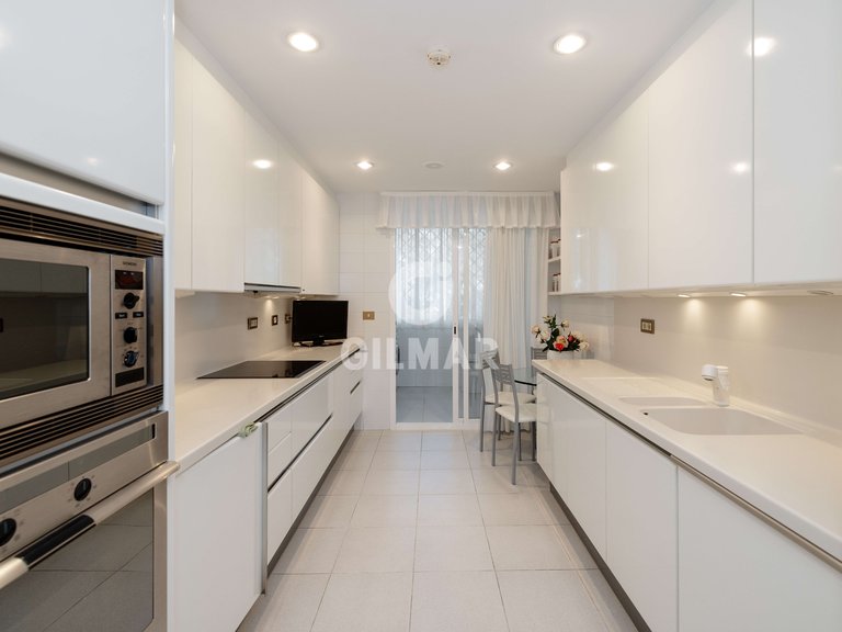 Apartment for Sale in Marbella, Malaga 16