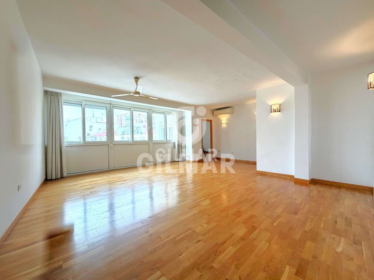 Apartment for Sale in Madrid, Madrid 32