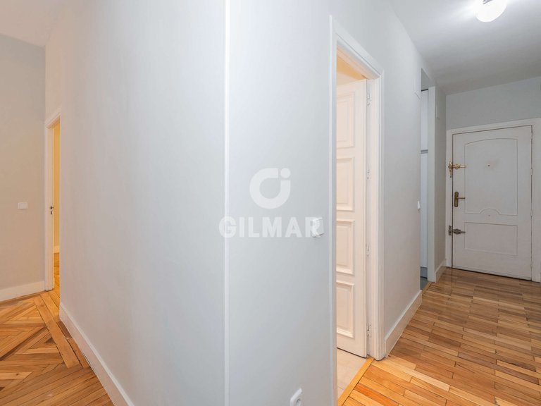 Apartment for Sale in Madrid, Madrid 13