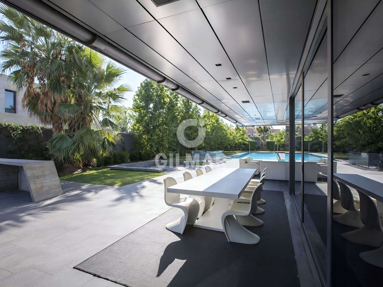 Villa for Sale in Madrid, Madrid 11