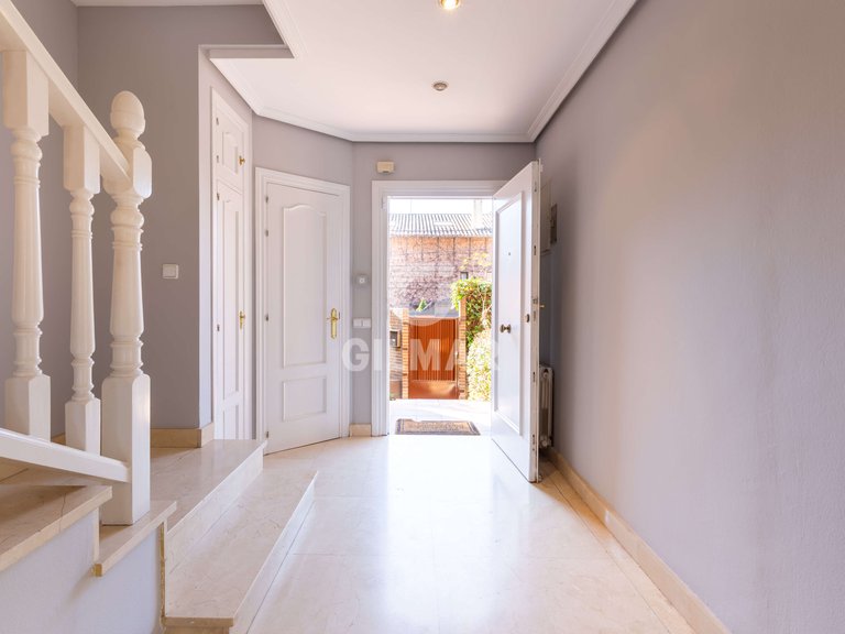 Town House for Rent in Madrid, Madrid 5