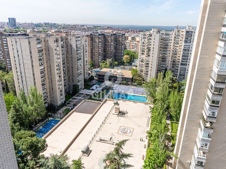 Apartment for Sale in Madrid, Madrid 34