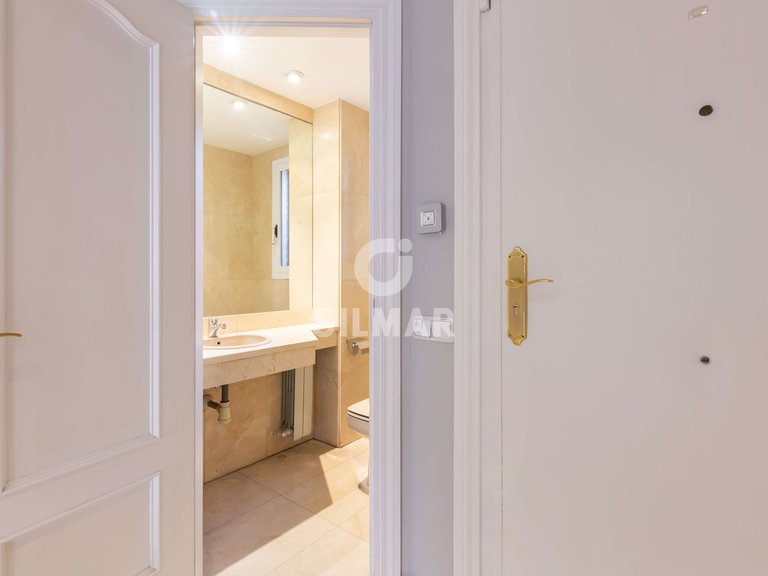 Town House for Rent in Madrid, Madrid 6