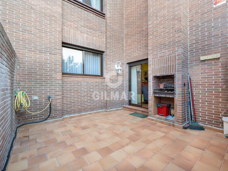Town House for Sale in Madrid, Madrid 29