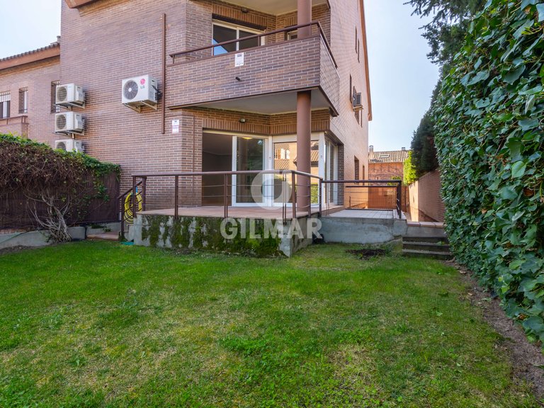 Town House for Rent in Madrid, Madrid 3