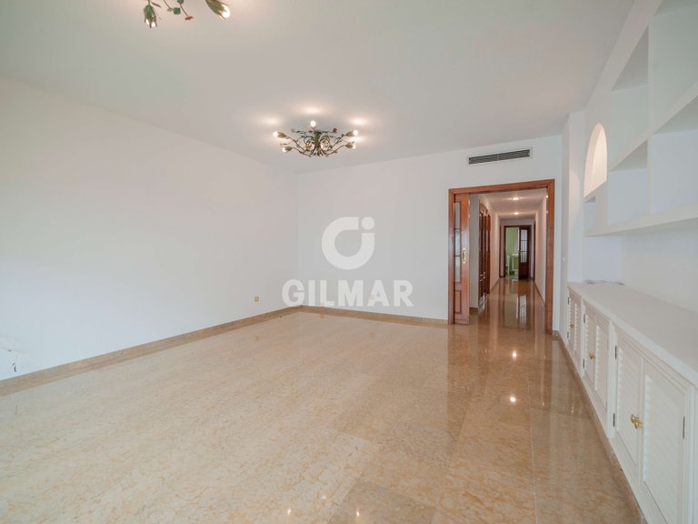Apartment for Rent in Sevilla, Seville 18