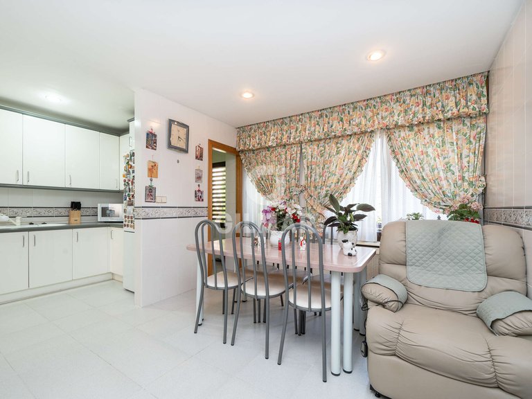 Town House for Sale in Madrid, Madrid 22