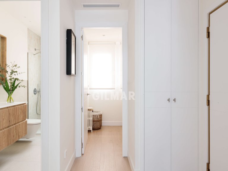 Apartment for Sale in Madrid, Madrid 26