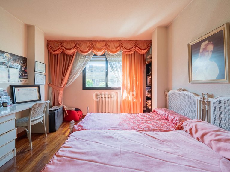 Apartment for Sale in Madrid, Madrid 19