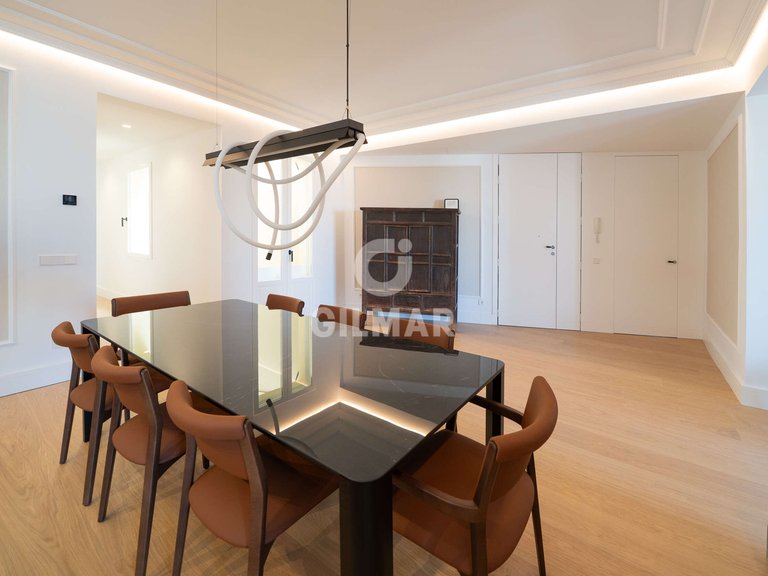 Apartment for Sale in Madrid, Madrid 17