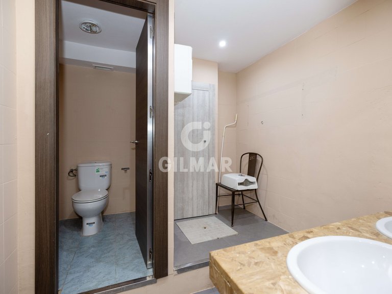Commercial for Sale in Torremolinos, Malaga 26