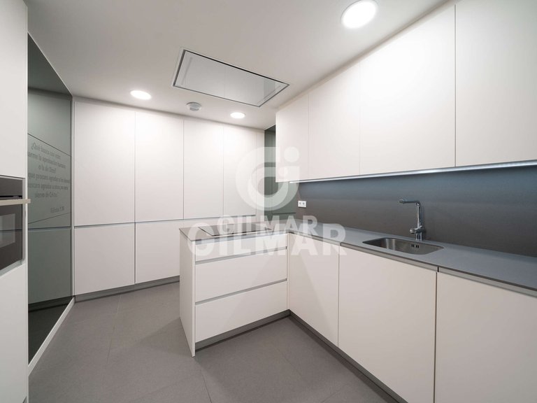 Apartment for Sale in Madrid, Madrid 15
