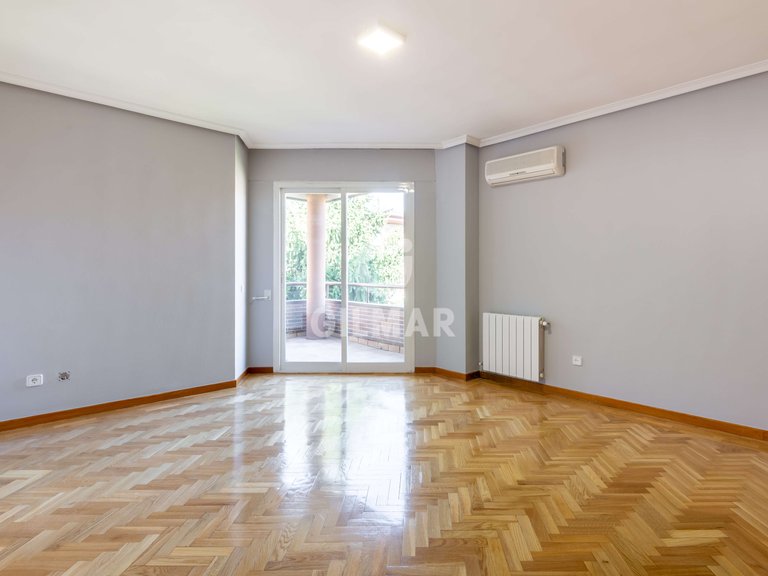 Town House for Rent in Madrid, Madrid 24