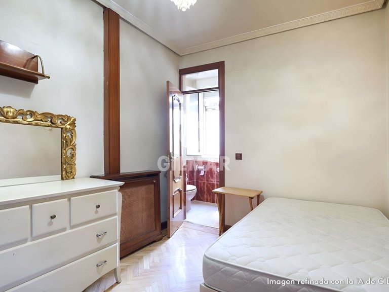 Apartment for Sale in Madrid, Madrid 13