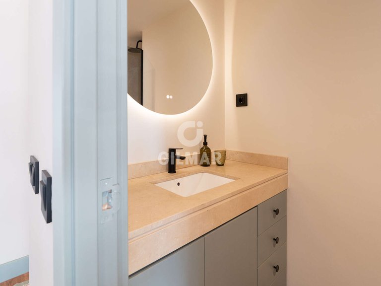 Penthouse for Sale in Madrid, Madrid 28