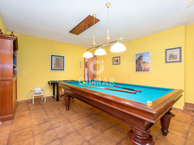 Town House for Sale in Madrid, Madrid 27