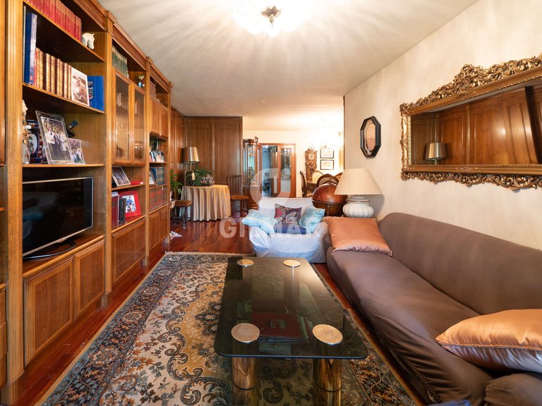 Apartment for Sale in Madrid, Madrid 9