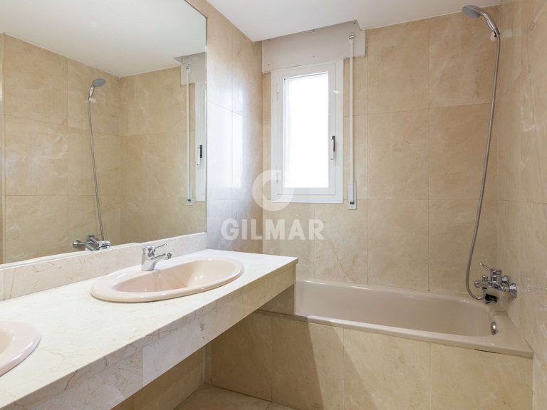 Town House for Rent in Madrid, Madrid 31