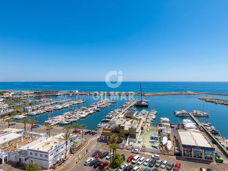 Apartment for Sale in Estepona, Malaga 1