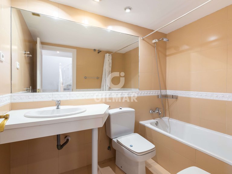 Town House for Rent in Madrid, Madrid 44