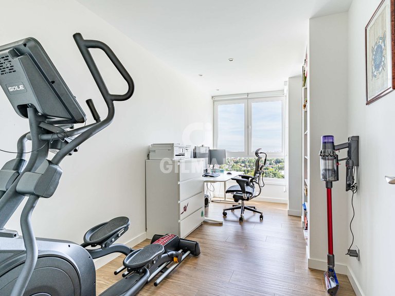 Apartment for Sale in Madrid, Madrid 15