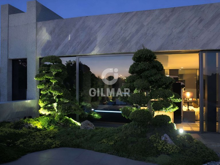 Villa for Sale in Madrid, Madrid 12