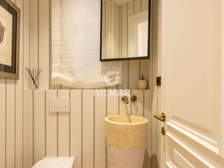 Apartment for Sale in Madrid, Madrid 26