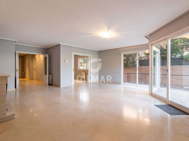 Town House for Rent in Madrid, Madrid 1