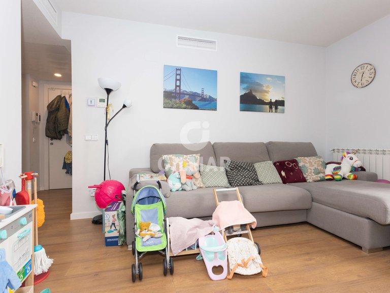 Town House for Sale in Madrid, Madrid 8