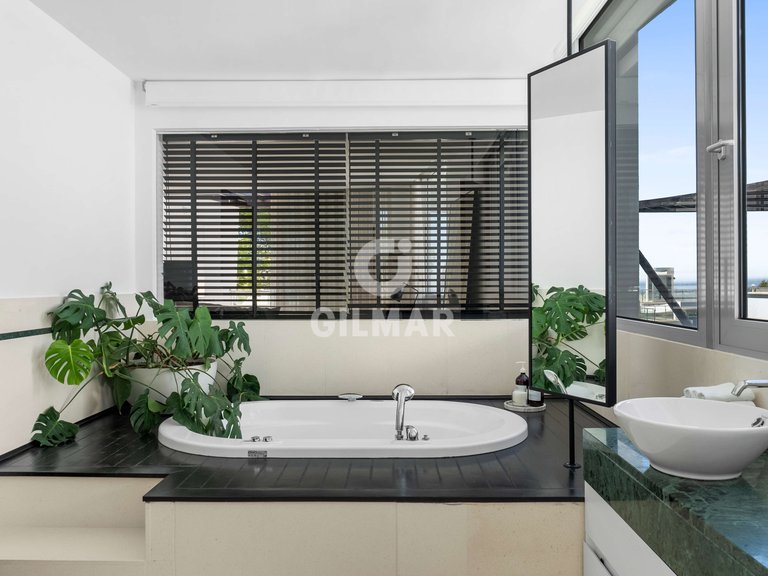 Town House for Sale in Marbella, Malaga 12