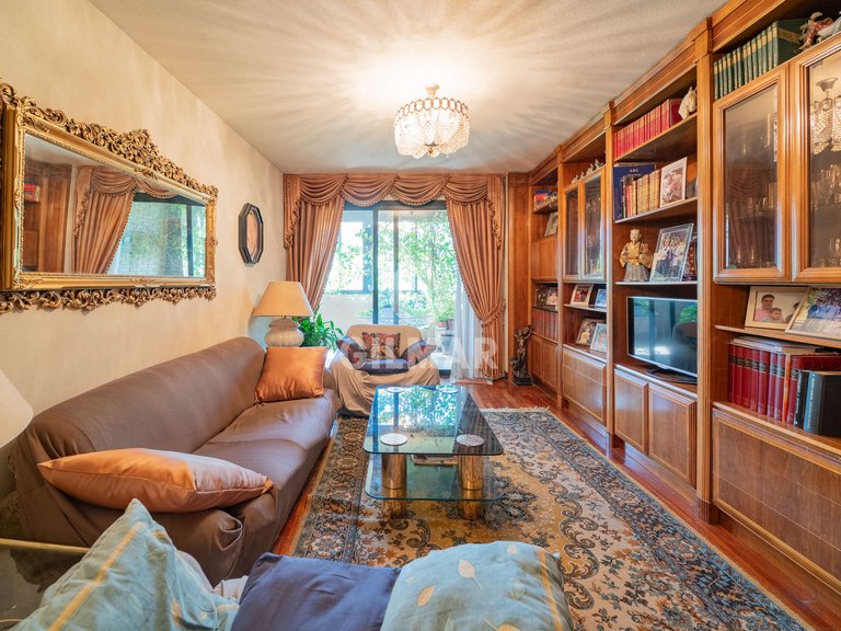 Apartment for Sale in Madrid, Madrid 6