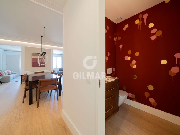 Apartment for Sale in Madrid, Madrid 30