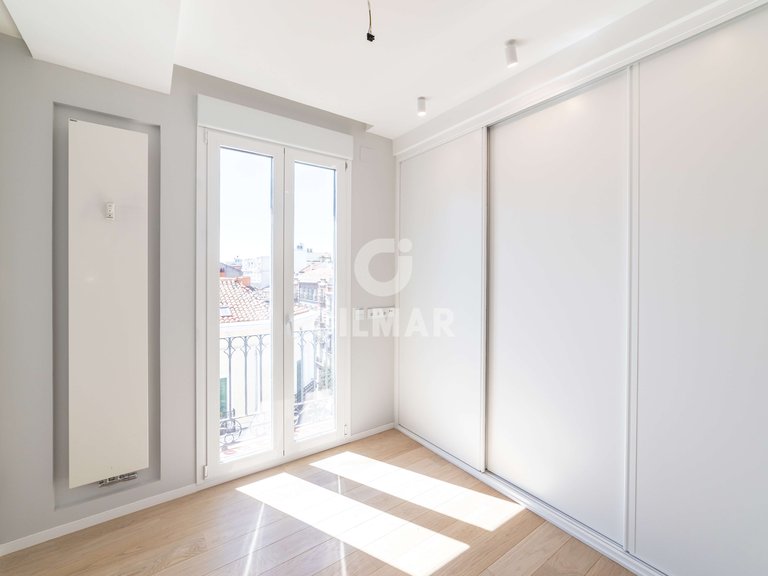 Apartment for Rent in Madrid, Madrid 16