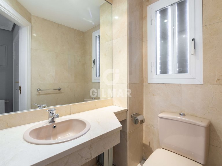 Town House for Rent in Madrid, Madrid 7
