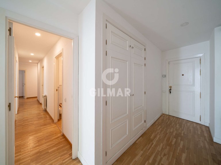 Apartment for Sale in Madrid, Madrid 14