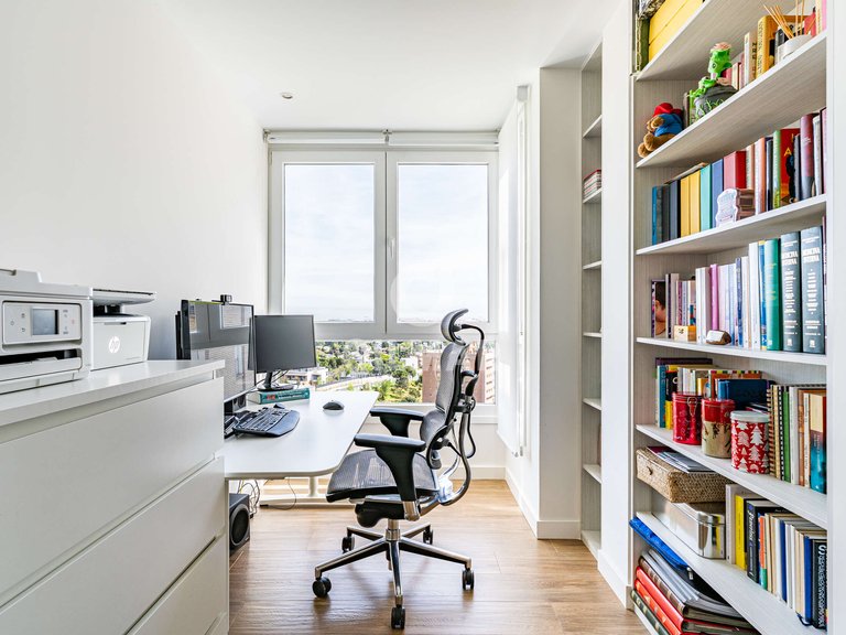 Apartment for Sale in Madrid, Madrid 16