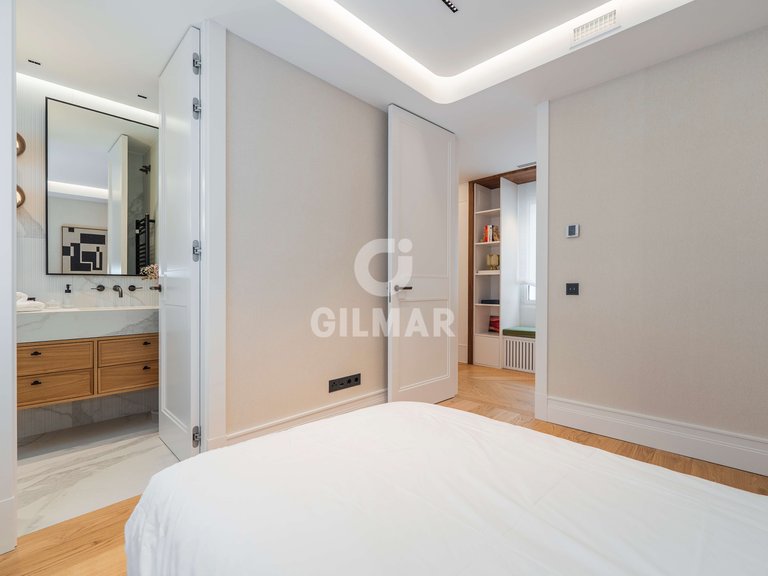 Apartment for Sale in Madrid, Madrid 4