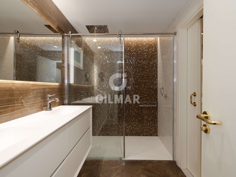 Apartment for Sale in Marbella, Malaga 27