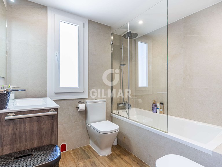 Apartment for Sale in Madrid, Madrid 22